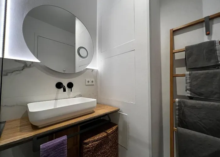 New Exclusive 2 Bedroom Hamburg
